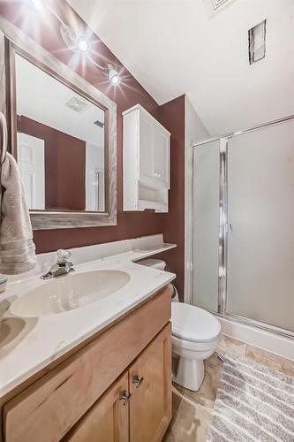 83 Sheep River Heights, Okotoks, AB - Indoor Photo Showing Bathroom