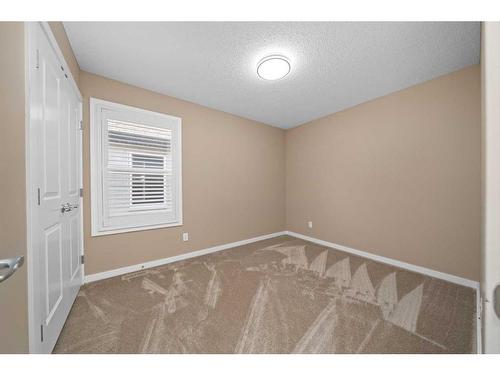 144 Mahogany Terrace Se, Calgary, AB - Indoor Photo Showing Other Room