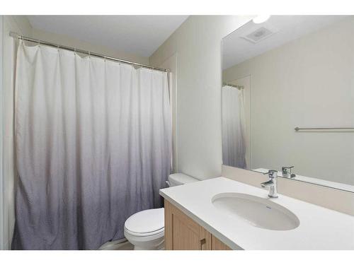 322 South Point Square Sw, Airdrie, AB - Indoor Photo Showing Bathroom