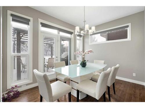 373 Nolan Hill Boulevard Nw, Calgary, AB - Indoor Photo Showing Dining Room