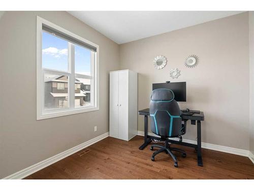 373 Nolan Hill Boulevard Nw, Calgary, AB - Indoor Photo Showing Office