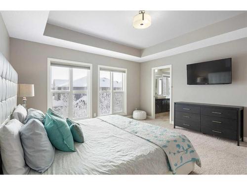 373 Nolan Hill Boulevard Nw, Calgary, AB - Indoor Photo Showing Bedroom