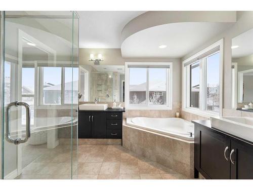 373 Nolan Hill Boulevard Nw, Calgary, AB - Indoor Photo Showing Bathroom