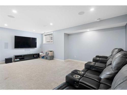 373 Nolan Hill Boulevard Nw, Calgary, AB - Indoor