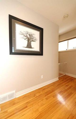 4417 Quentin Court Sw, Calgary, AB - Indoor Photo Showing Other Room