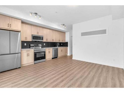 216-60 Sage Hill Walk Nw, Calgary, AB - Indoor Photo Showing Kitchen