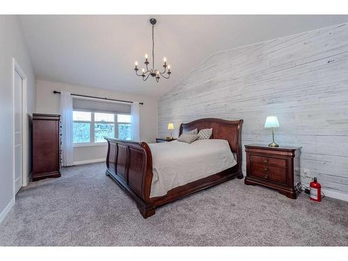 39 Legacy Glen Terrace Se, Calgary, AB - Indoor Photo Showing Bedroom