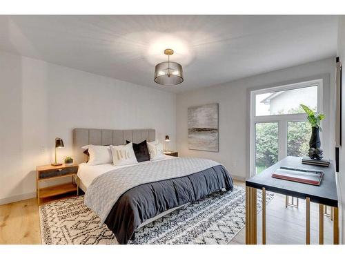 20 Varbay Place Nw, Calgary, AB - Indoor Photo Showing Bedroom