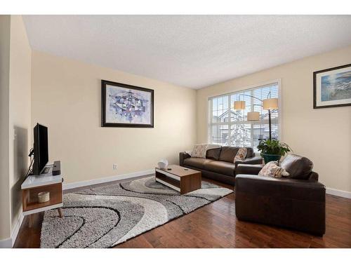 173 Rockyspring Grove Nw, Calgary, AB - Indoor Photo Showing Living Room