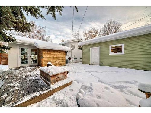 103 Waterloo Drive Sw, Calgary, AB - Outdoor