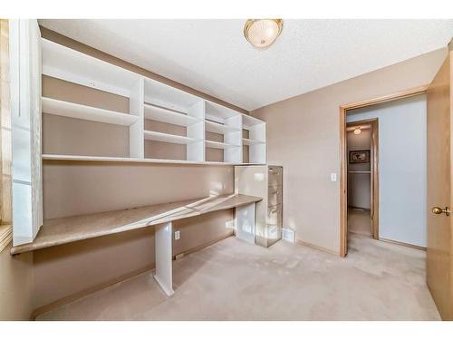 16290 Shawbrooke Drive Sw, Calgary, AB - Indoor Photo Showing Other Room