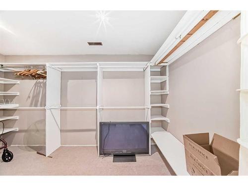 16290 Shawbrooke Drive Sw, Calgary, AB - Indoor With Storage