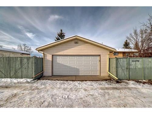 16290 Shawbrooke Drive Sw, Calgary, AB - Outdoor With Exterior