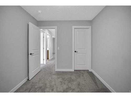 73 Herron Mews Ne, Calgary, AB - Indoor Photo Showing Other Room