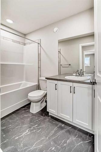 252 Savanna Terrace Ne, Calgary, AB - Indoor Photo Showing Bathroom