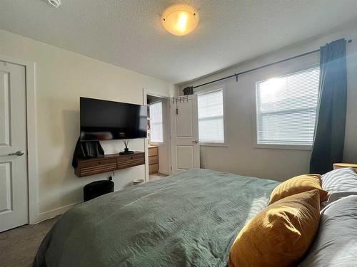 29 Legacy Path Se, Calgary, AB - Indoor Photo Showing Bedroom