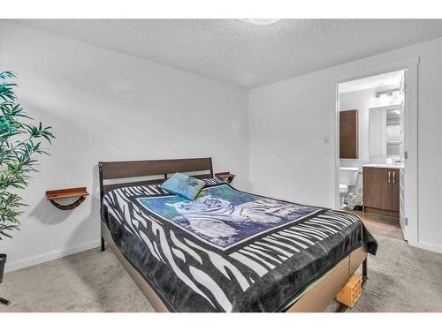 107 Auburn Bay Street Se, Calgary, AB - Indoor Photo Showing Bedroom