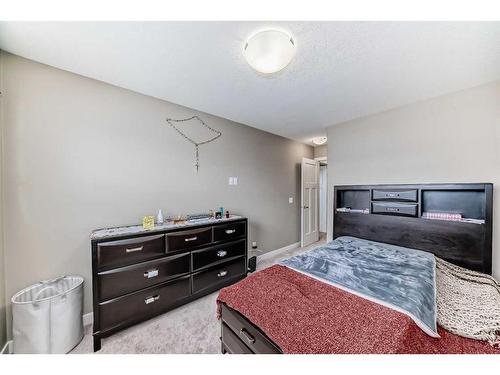 204 Evanston Manor Nw, Calgary, AB - Indoor Photo Showing Bedroom