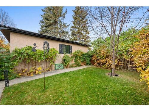 1818 12 Avenue Nw, Calgary, AB - Outdoor