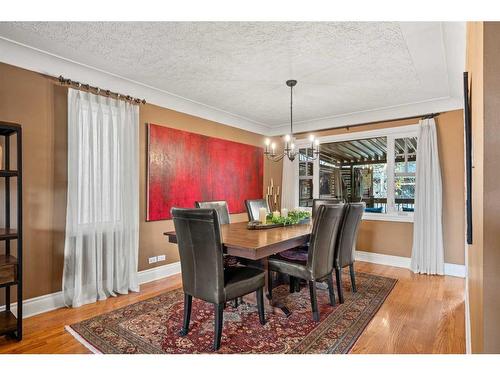 1818 12 Avenue Nw, Calgary, AB - Indoor Photo Showing Dining Room