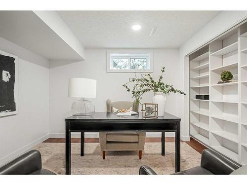 146 Winston Drive Sw, Calgary, AB - Indoor Photo Showing Office