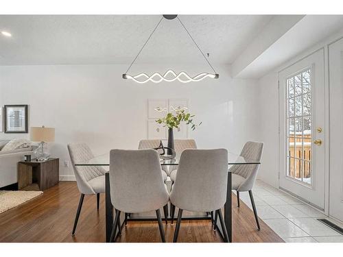 146 Winston Drive Sw, Calgary, AB - Indoor Photo Showing Dining Room