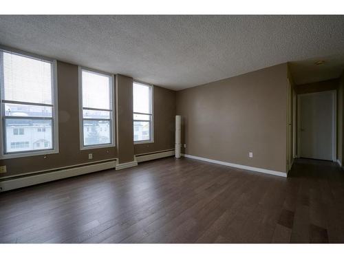 303-317 14 Avenue Sw, Calgary, AB - Indoor Photo Showing Other Room