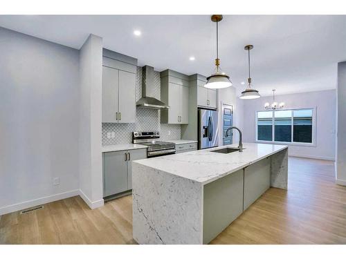 195 Lewiston Drive Ne, Calgary, AB - Indoor Photo Showing Kitchen With Upgraded Kitchen