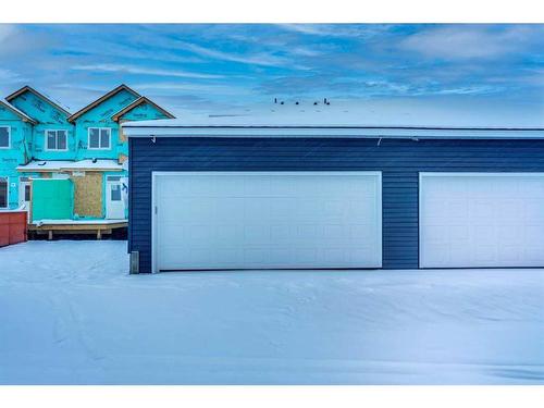 195 Lewiston Drive Ne, Calgary, AB - Outdoor