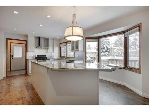 56 Deercrest Way Se, Calgary, AB - Indoor Photo Showing Kitchen With Upgraded Kitchen