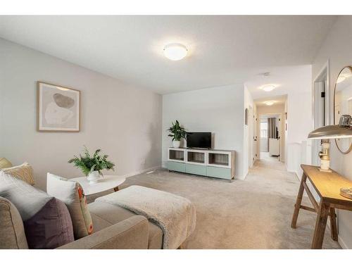 154 Cranbrook Cove, Calgary, AB - Indoor Photo Showing Living Room