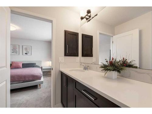 154 Cranbrook Cove, Calgary, AB - Indoor Photo Showing Bathroom