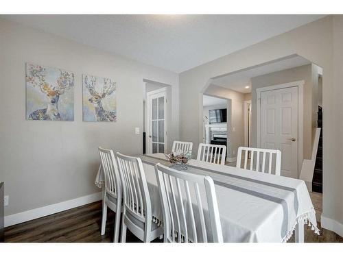 138 Riverglen Drive Se, Calgary, AB - Indoor Photo Showing Dining Room