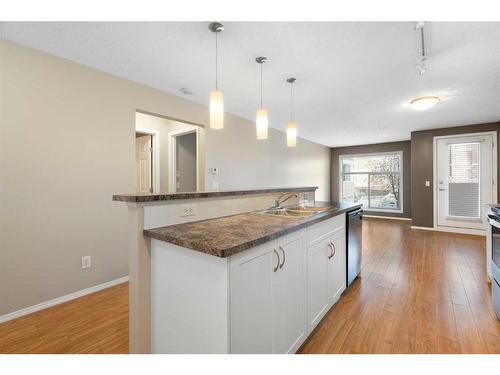 2106-700 Willowbrook Road Nw, Airdrie, AB - Indoor Photo Showing Kitchen