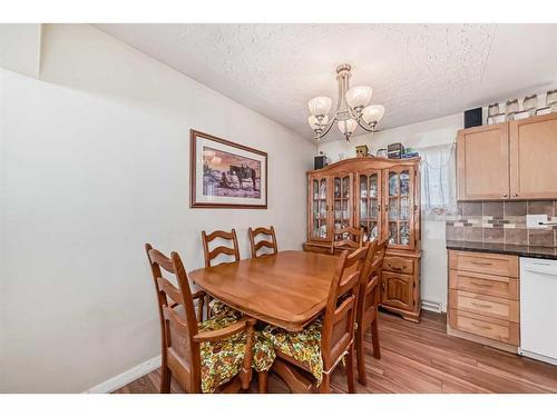 7611 Farrell Road Se, Calgary, AB - Indoor Photo Showing Dining Room