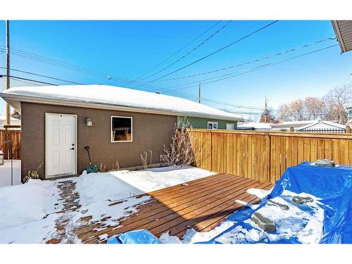 2423 33 Street Sw, Calgary, AB - Outdoor