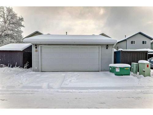 489 Country Hills Drive Nw, Calgary, AB - Outdoor