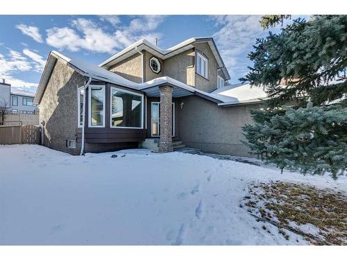 53 Shawnee Rise Sw, Calgary, AB - Outdoor