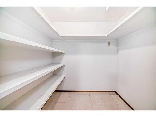 104 Brazeau Crescent Sw, Calgary, AB - Indoor With Storage