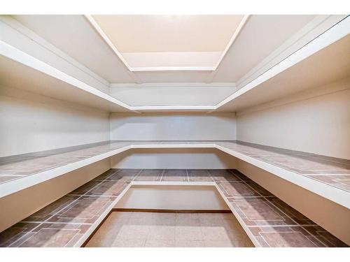 104 Brazeau Crescent Sw, Calgary, AB - Indoor With Storage