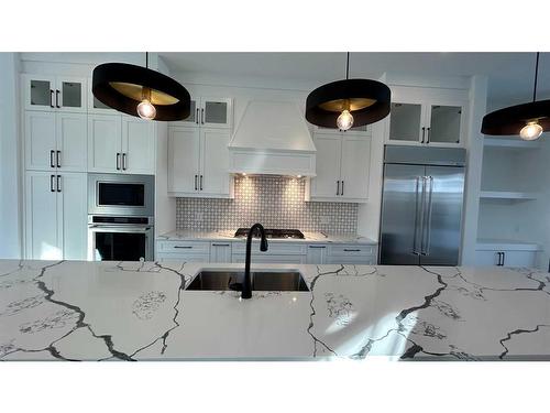 4626 20 Avenue Nw, Calgary, AB - Indoor Photo Showing Kitchen