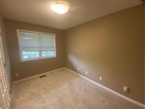 376 Silverado Drive Sw, Calgary, AB - Indoor Photo Showing Other Room