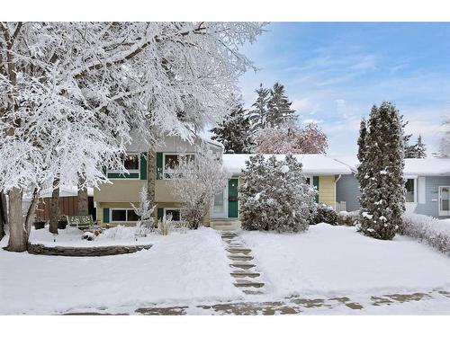 11216 Braniff Road Sw, Calgary, AB - Outdoor With Facade