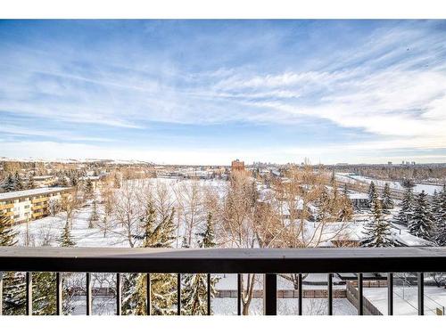 908-4944 Dalton Drive Nw, Calgary, AB - Outdoor With View