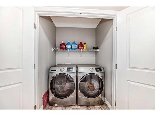 183 Redstone Grove Ne, Calgary, AB - Indoor Photo Showing Laundry Room