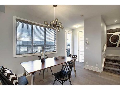 314 Sundown Road, Cochrane, AB - Indoor Photo Showing Dining Room