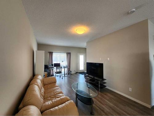 952 Nolan Hill Boulevard Nw, Calgary, AB - Indoor Photo Showing Living Room