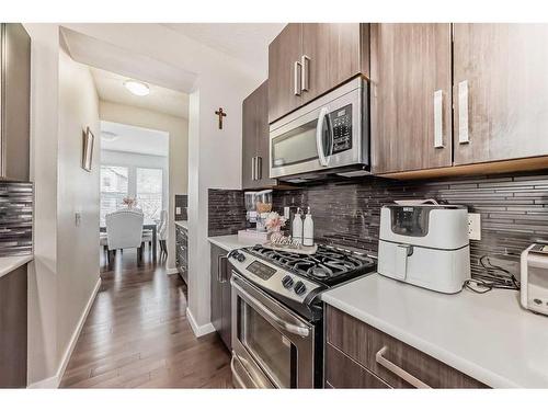 2034 New Brighton Park Se, Calgary, AB - Indoor Photo Showing Kitchen