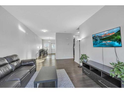 103 Evansridge Court Nw, Calgary, AB - Indoor Photo Showing Living Room