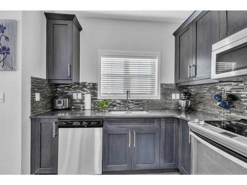 103 Evansridge Court Nw, Calgary, AB - Indoor Photo Showing Kitchen With Upgraded Kitchen